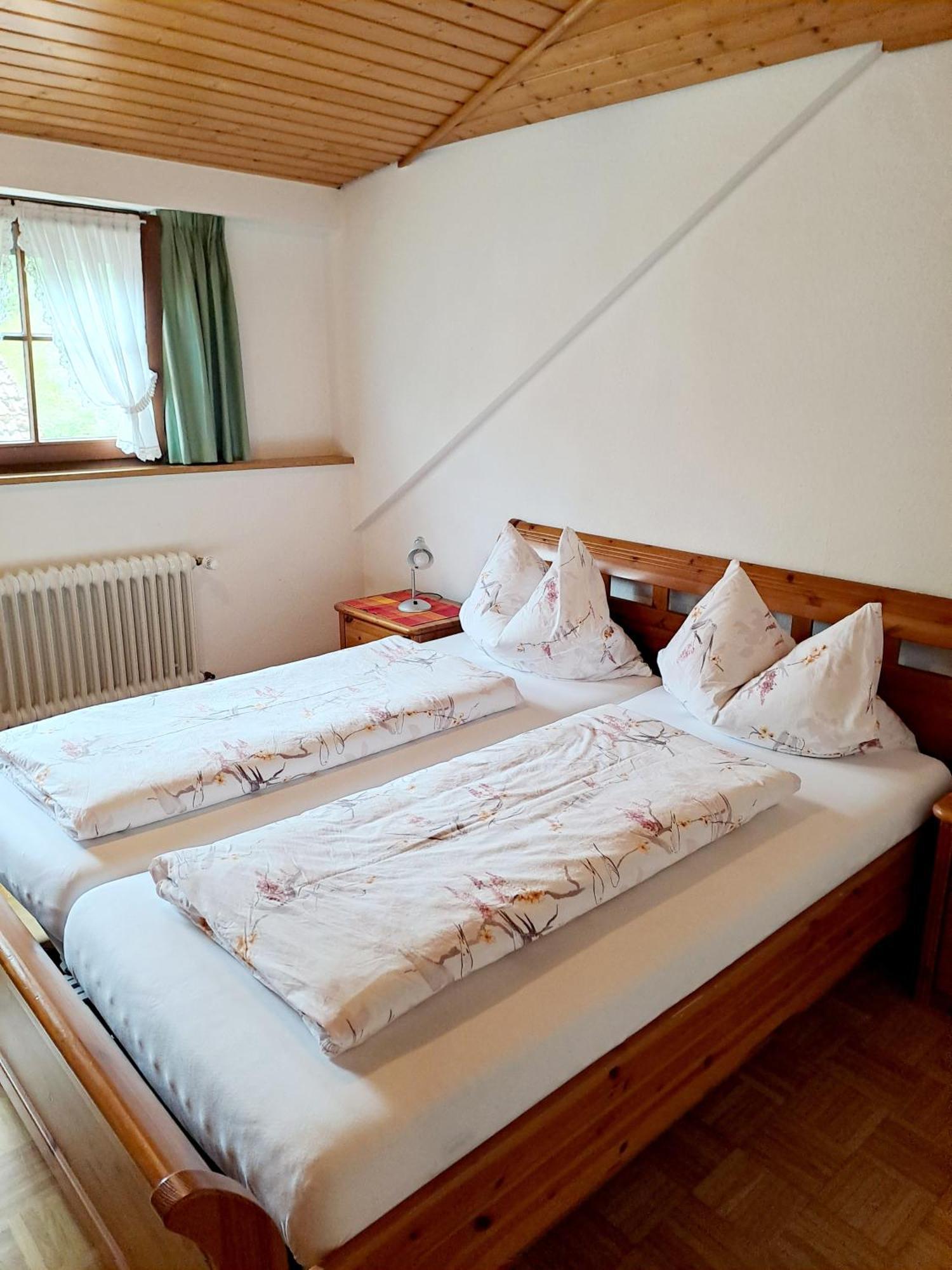 Pension Schlossbergblick Simonswald Luaran gambar
