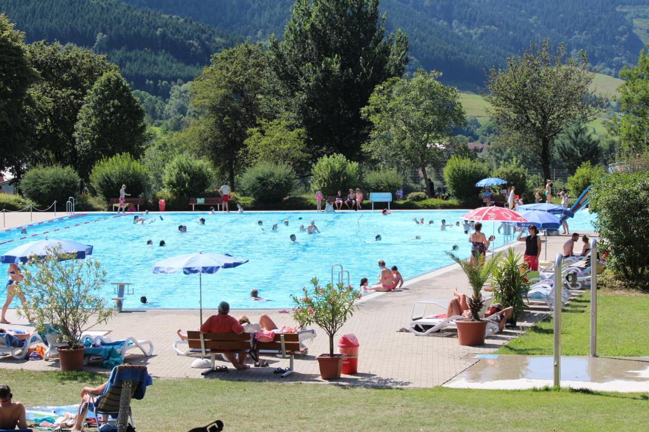 Pension Schlossbergblick Simonswald Luaran gambar